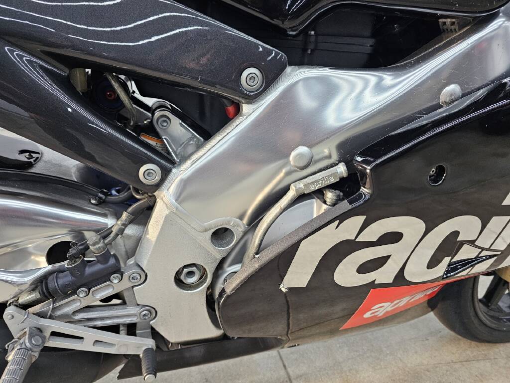 1999 Aprilia RS250 Factory Race Bike – Ultra-Rare Track-Only Two-Stroke (Limited Production) - Image 6