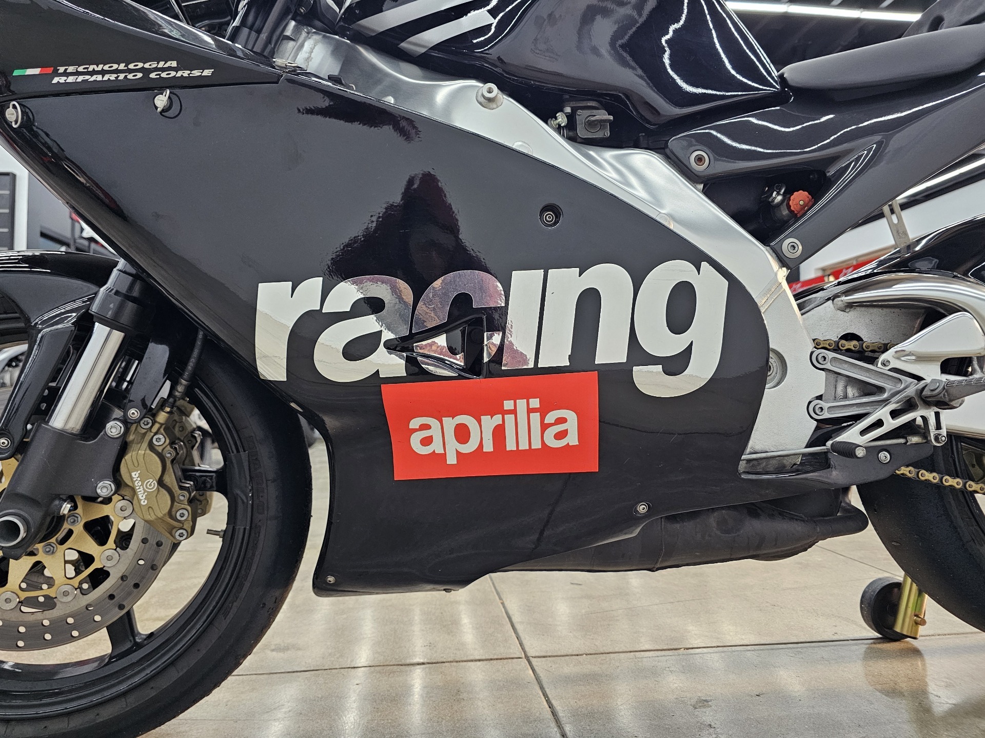1999 Aprilia RS250 Factory Race Bike – Ultra-Rare Track-Only Two-Stroke (Limited Production) - Image 16