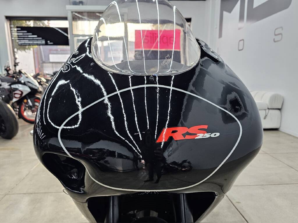 1999 Aprilia RS250 Factory Race Bike – Ultra-Rare Track-Only Two-Stroke (Limited Production) - Image 24